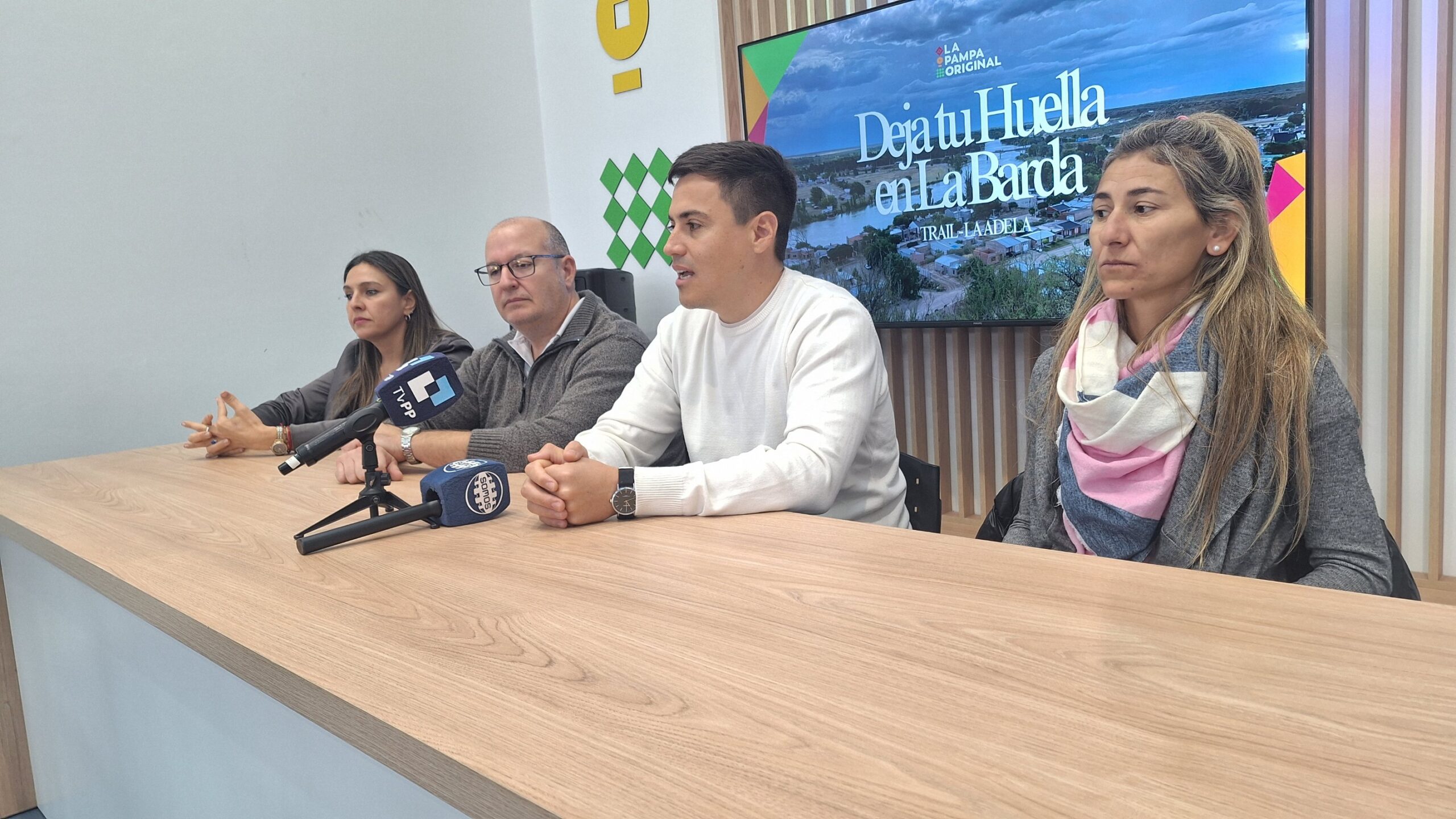 La Adela se muestra a los ojos del país con el trail que deja huella en la barda